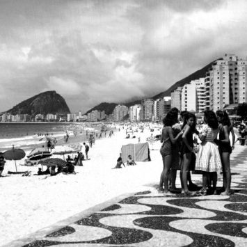 Copacabana Beach, 1941 (photo courtesy of Google Images)
